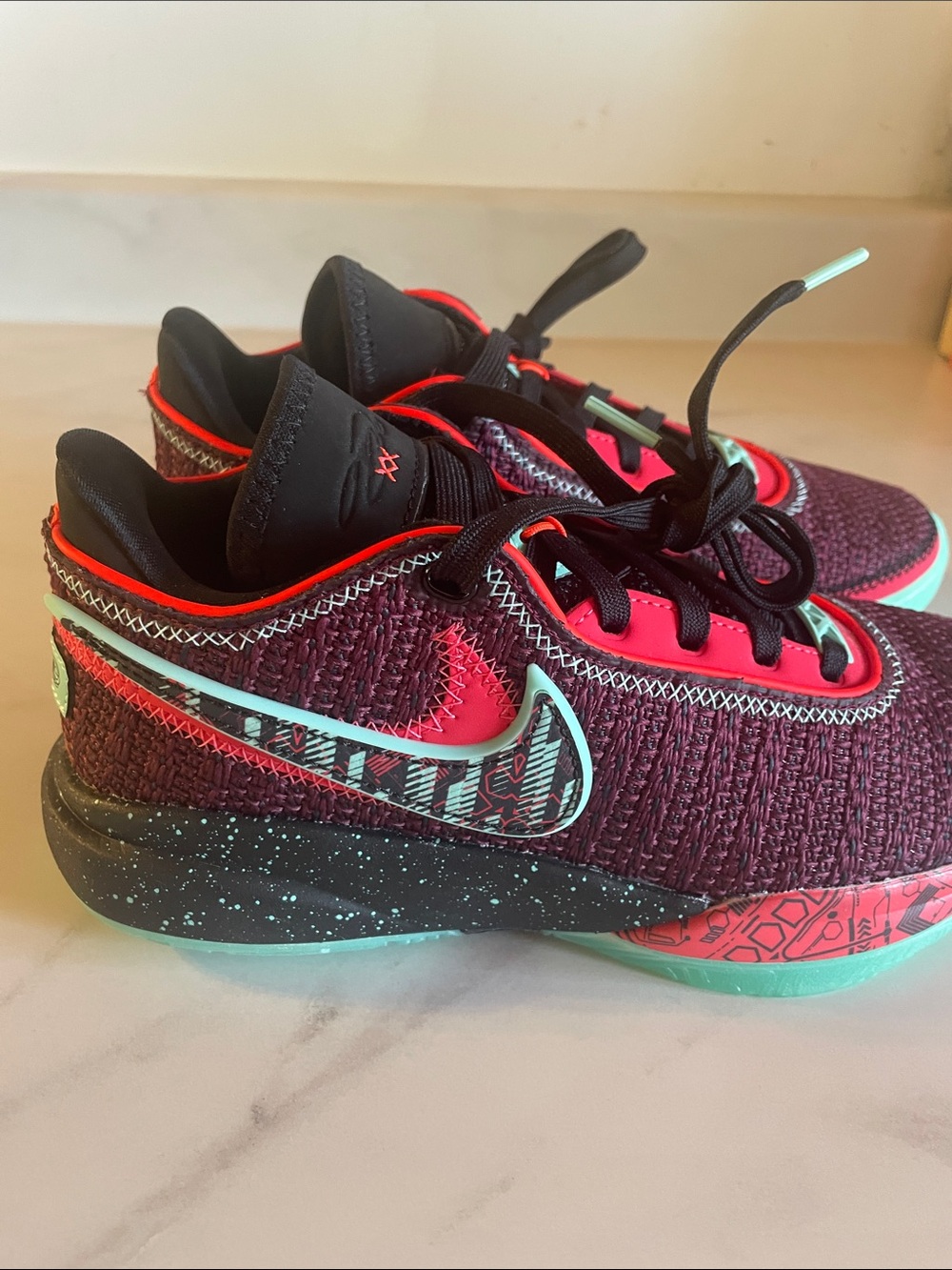 Nike LeBron 20 SE GS Night Maroon Boys 5